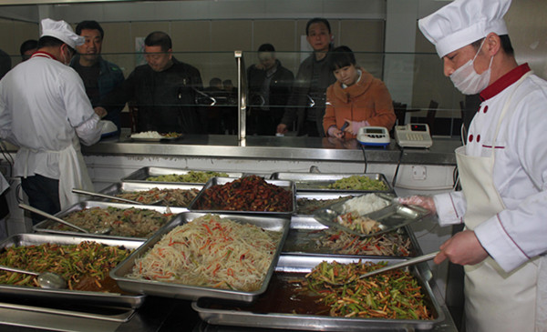 汉中职业技术学院教职工食堂改造完成并投入使用